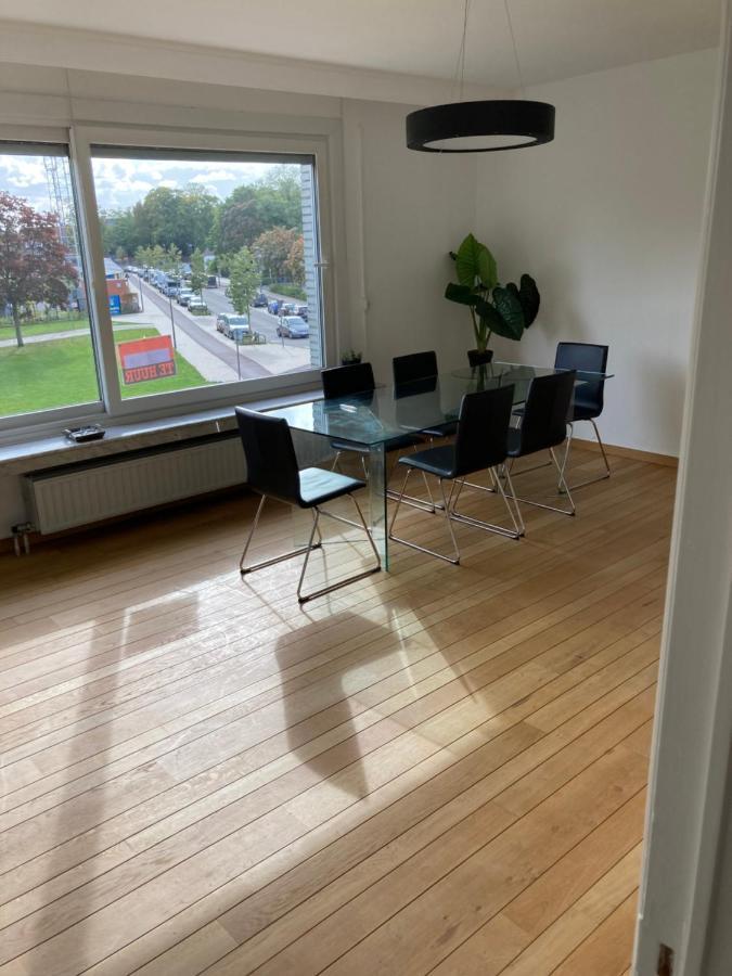 Lichtrijk Mooi Appartement Met Zicht Op Hof Van Roosendael Антверпен Экстерьер фото